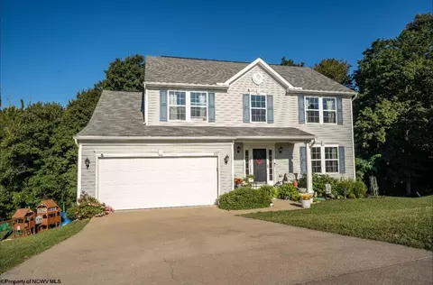 457 Blackberry Ridge Dr, Morgantown, WV 26508