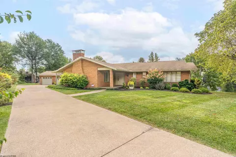 10 Kingston Dr, Morgantown, WV 26505