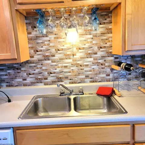 Kitchen - 20 Pendletonheim Cir, Davis, WV 26260 photo 4 of 4