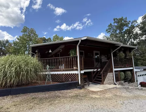 280 Mustang Aly, Huttonsville, WV 26273