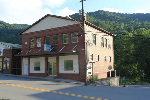 104 Main St, Webster Springs, WV 26288