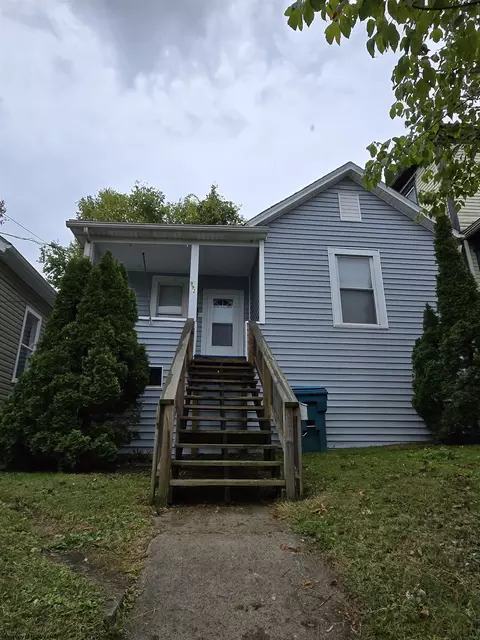 992 W Pike St, Clarksburg, WV 26301