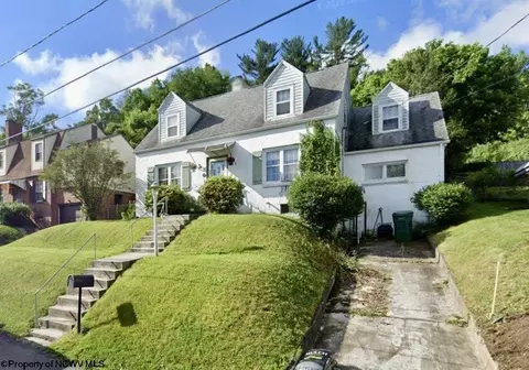 11 Davis Pl, Clarksburg, WV 26301