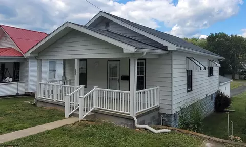 377 Haymond Rd, Grafton, WV 26354