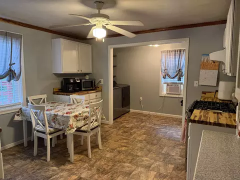 Kitchen - 262 Eakin Ave, Dailey, WV 26259 photo 1 of 5