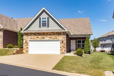 110 Sassafras Way, Bridgeport, WV 26330
