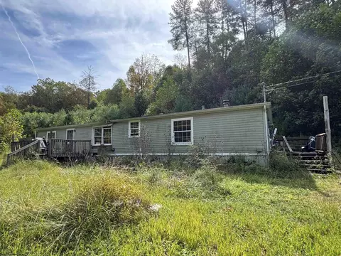 4980 Marquess Rd, Tunnelton, WV 26444
