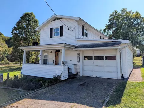 43 Kennedy St, Hepzibah, WV 26369