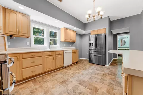 Kitchen - 104 Mountainview Rd, Morgantown, WV 26508 photo 7 of 7