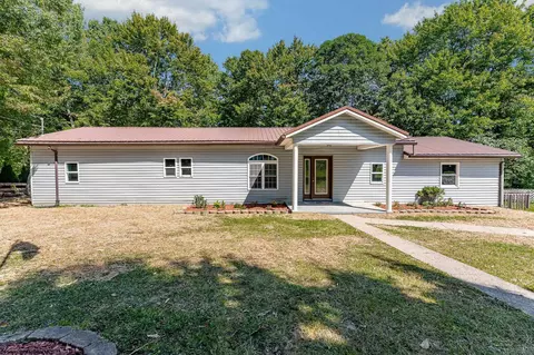 Exterior - 104 Mountainview Rd, Morgantown, WV 26508 photo 5 of 16
