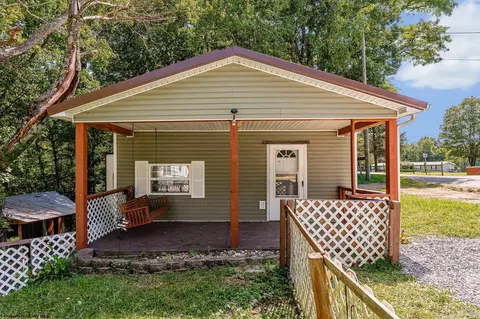 Exterior - 104 Mountainview Rd, Morgantown, WV 26508 photo 14 of 16