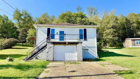514 Piedmont Ave, Grafton, WV 26354
