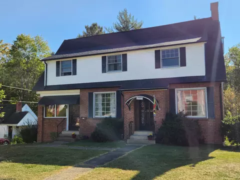 790 Verdun St, Clarksburg, WV 26301