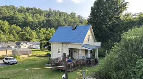 211 Main St, Grant Town, WV 26574