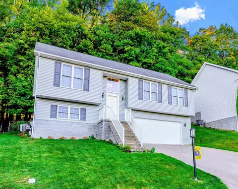 436 December Ln, Morgantown, WV 26508