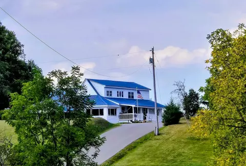 1573 Point Pleasant Rd, Belington, WV 26250