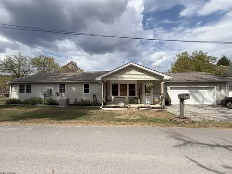 34 Crawford St, Beverly, WV 26253