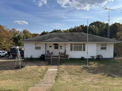 2224 Hudson Hill Rd, Weirton, WV 26062
