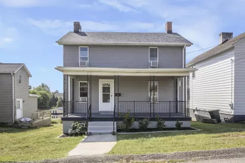 13 Fairview St, Uniontown, PA 15401