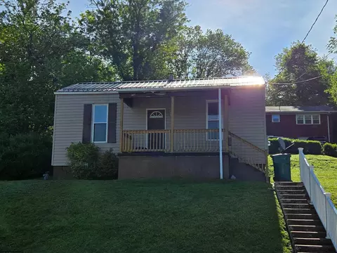 308 S Virginia Ave, Bridgeport, WV 26330