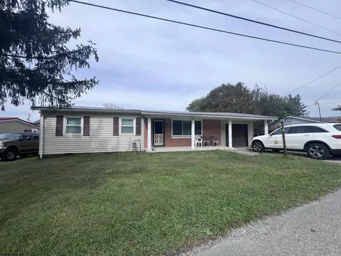 371 Kennedy St, Elkins, WV 26241