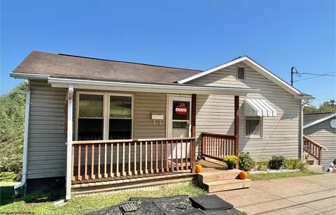 1432 Farland Ave, Clarksburg, WV 26301