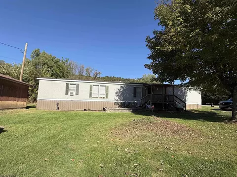 166 Seventh St, Hambleton, WV 26269