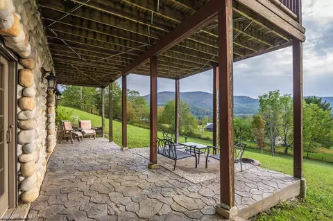 Exterior - 91 Panoramic Dr, Dryfork, WV 26263 photo 7 of 8
