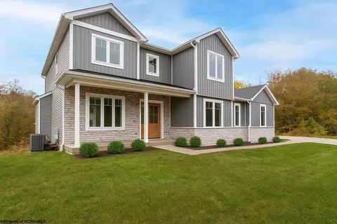 202 Farm Brook Ln, Morgantown, WV 26505