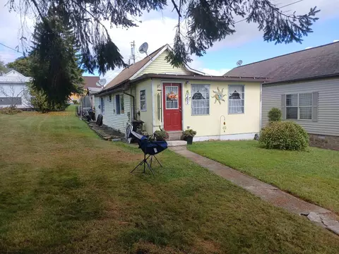 352 Thomas Ave, Davis, WV 26260