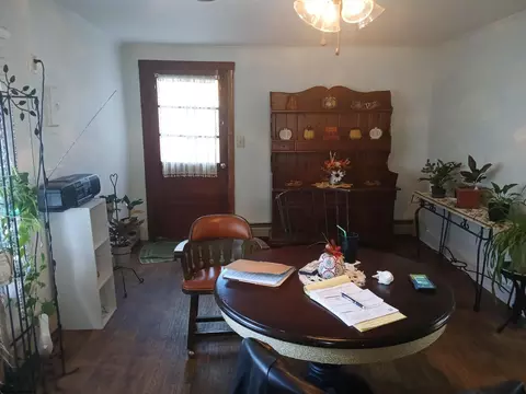 Entry Way - 352 Thomas Ave, Davis, WV 26260 photo 2 of 3