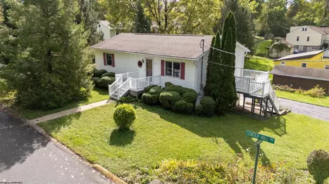1485 Center Hill Rd, Star City, WV 26505