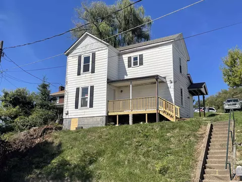 148 Jackson Ave, Clarksburg, WV 26301