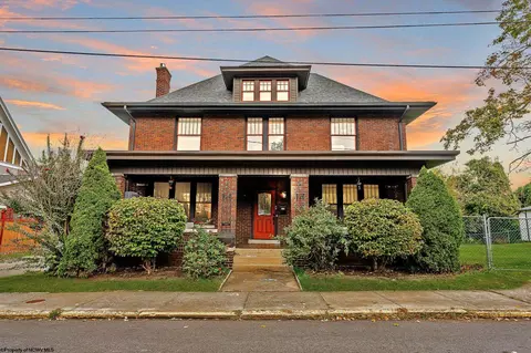 323 Demain Ave, Morgantown, WV 26501