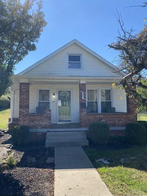 8037 Maple Ave, Stonewood, WV 26301