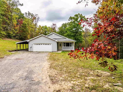 1201 Mount Zion Rd, Fairmont, WV 26554