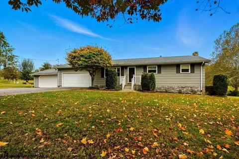 68 Sunday Dr, Clarksburg, WV 26301