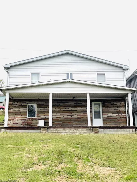 412 Merrill Ave, Rivesville, WV 26588