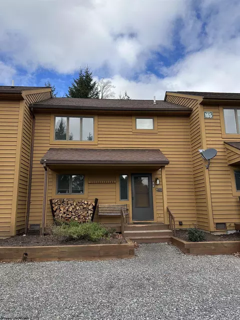 42 Deerfield Cir UNIT 42 DEERFIELD VILLAGE, Davis, WV 26260