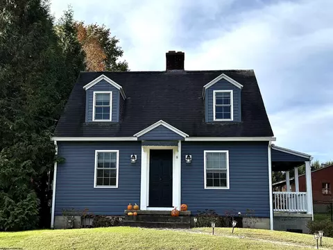 8 Colonial Way, Fairmont, WV 26554