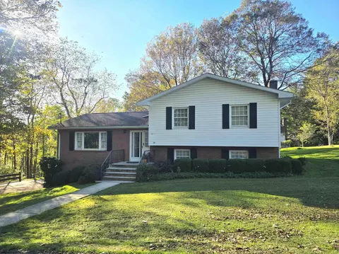 110 Lynne Ave, Kingwood, WV 26537