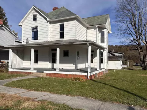 210 Brown Ave, Belington, WV 26250