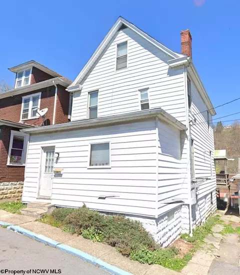 577 Clark St, Morgantown, WV 26505