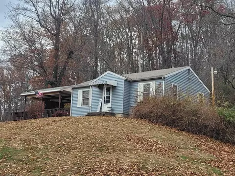 212 Valley Chapel Rd, Weston, WV 26452