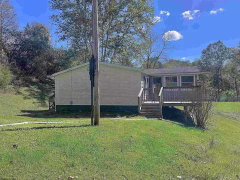 3777 Green Valley Rd, Bridgeport, WV 26330