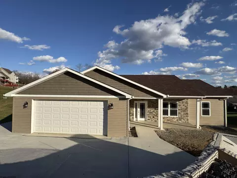 134 Kimberly Cir, Fairmont, WV 26554