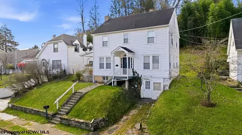 12 Outlook Rd, Fairmont, WV 26554