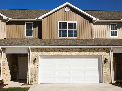 141 Willow Oak Dr, Bridgeport, WV 26330