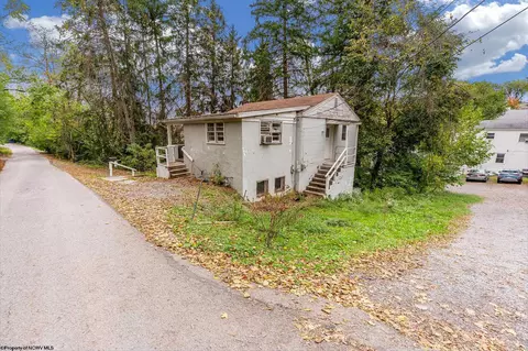 225 Waverly St, Morgantown, WV 26505