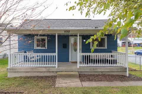 8712 Cost Ave, Stonewood, WV 26301